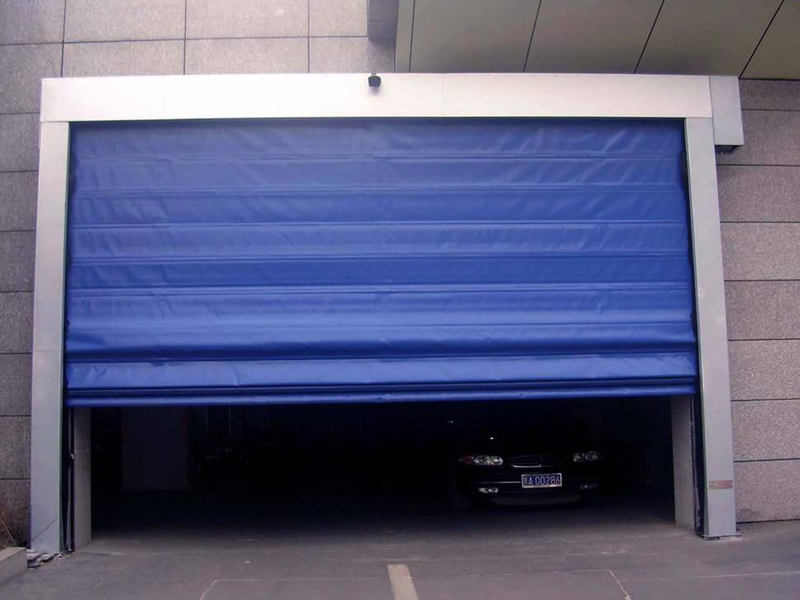 防火卷簾門(mén)的優(yōu)勢(shì)：守護(hù)建筑安全的堅(jiān)實(shí)屏障